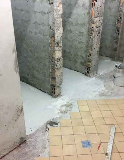 Rifacimento nuova pavimentazione dei bagni - Ancona